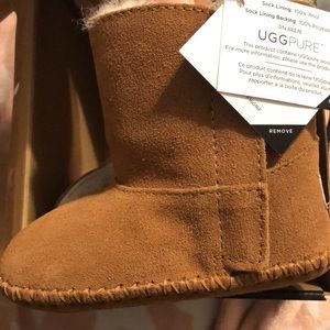 Baby Girl Uggs!